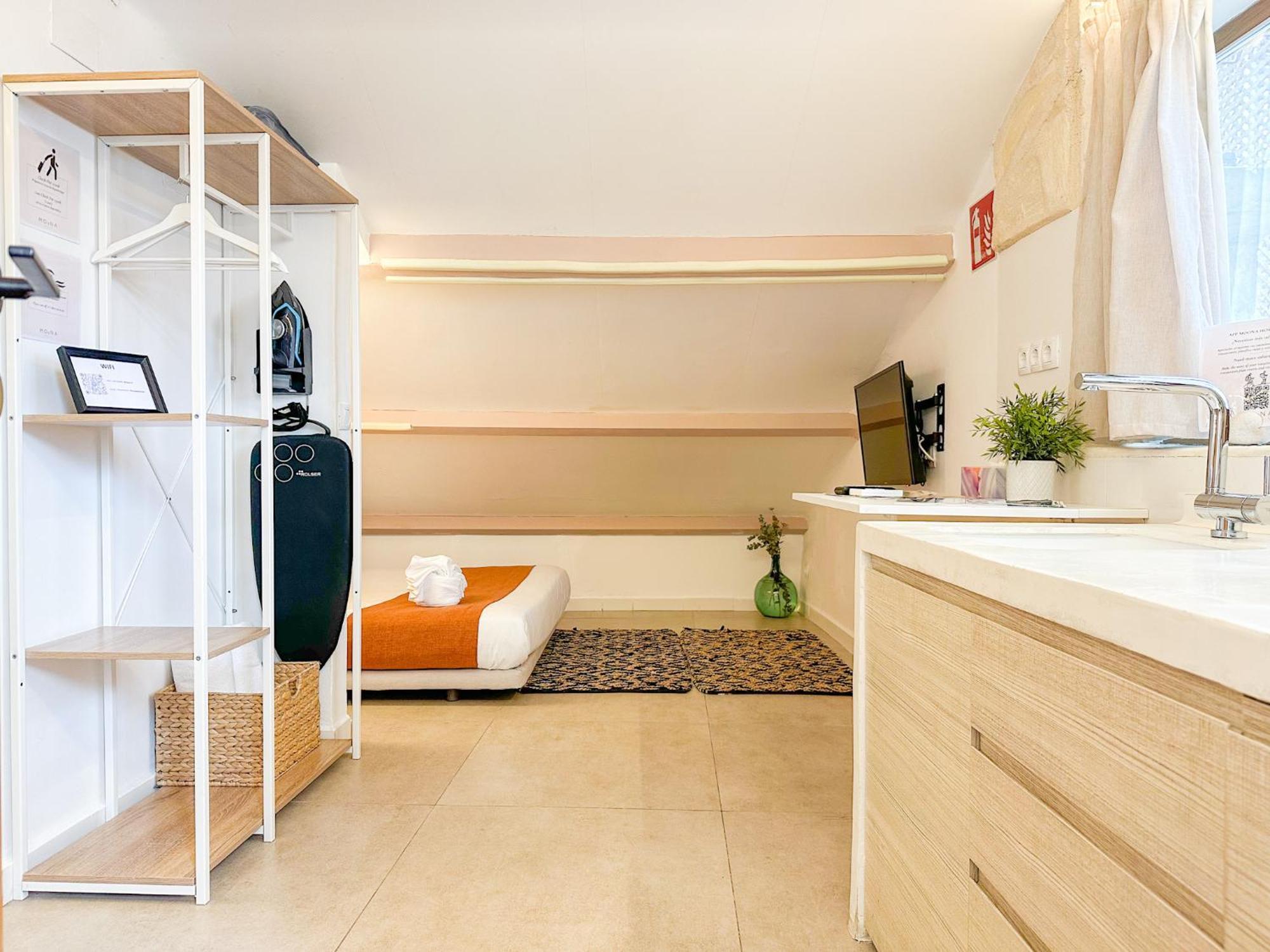 Moona Hostal Алтеа Екстер'єр фото